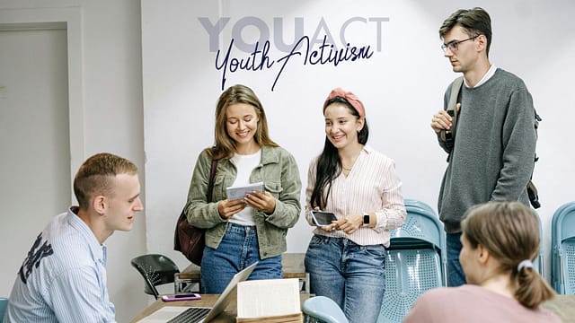 PRIJAVI SE NA YOUth ACTivism EDUKACIJU – PRILIKA SAMO ZA PRVI I DRUGI RAZRED SREDNJE ŠKOLE! PRIJAVI SE NA YOUth ACTivism EDUKACIJU – PRILIKA SAMO ZA PRVI I DRUGI RAZRED SREDNJE ŠKOLE!